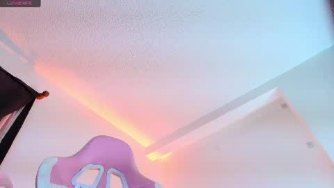 tell me jess   online show from 07/02/26, 03:23