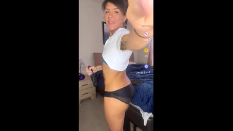 cutekarii online show from 11/01/25, 04:09