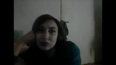 Snapshot of cutekattie chatting on 01/21/25, 06:22 cutekattie online show from 01/21/25, 06:22
