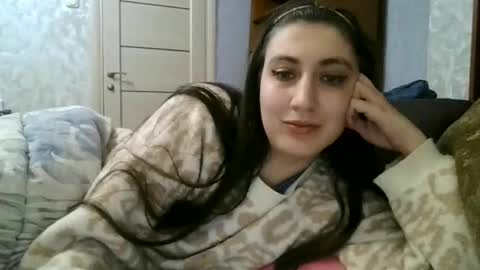 Snapshot of cutekattie chatting on 11/25/25, 02:06 cutekattie online show from 11/25/25, 02:06