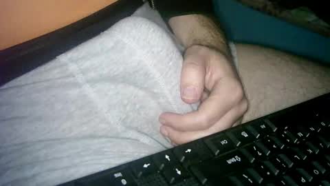 Snapshot of cuteman88 chatting on 10/07/25, 07:11 Cuteman online show from 10/07/25, 07:11