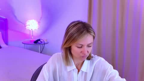 cutemirage online show from 11/06/25, 02:40