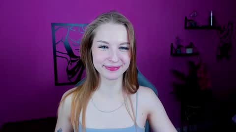Snapshot of cutemousee chatting on 12/09/24, 11:47 Rina online show from 12/09/24, 11:47