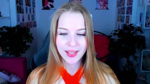 Snapshot of cutemousee chatting on 12/24/24, 09:06 Rina online show from 12/24/24, 09:06