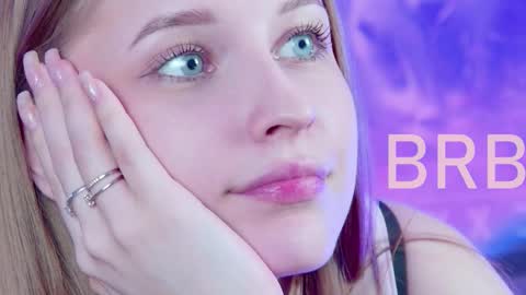 Rina online show from 02/02/26, 07:40