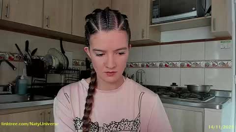 Snapshot of cutenataly chatting on 11/14/25, 04:17 Nataly online show from 11/14/25, 04:17