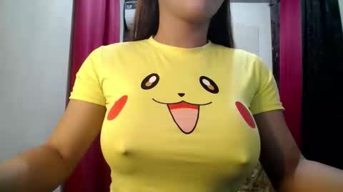 Snapshot of cutepinay143 chatting on 05/28/26, 03:31 isabel online show from 05/28/26, 03:31