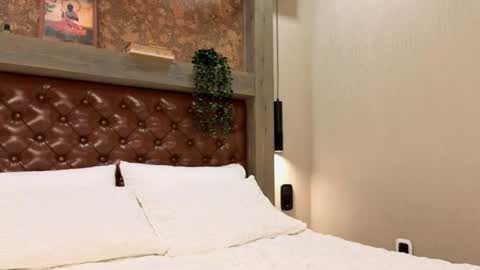 Kim online show from 12/19/25, 03:30