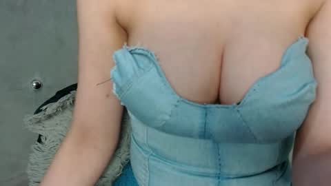 sophia online show from 01/31/25, 05:09