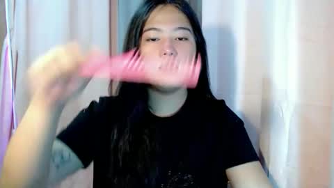 cute online show from 02/08/26, 12:25