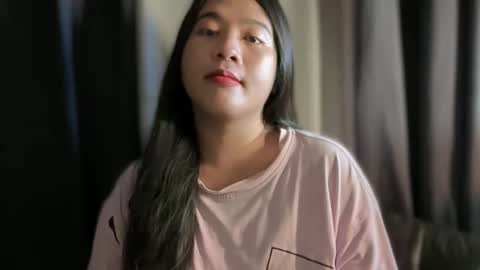 cute online show from 05/15/26, 06:53