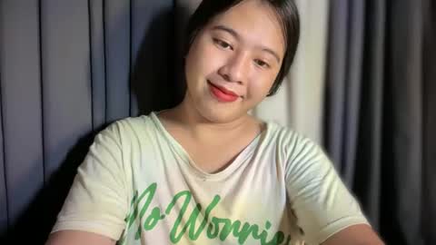 cute online show from 06/03/26, 07:44