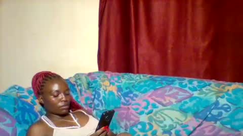 Snapshot of cutey_lunar chatting on 01/30/25, 07:15 cutey_lunar online show from 01/30/25, 07:15