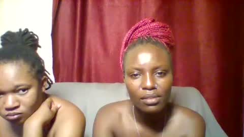 Snapshot of cutey_lunar chatting on 02/13/25, 12:13 cutey_lunar online show from 02/13/25, 12:13