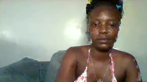 Snapshot of cutey_lunar chatting on 10/05/25, 04:38 cutey_lunar online show from 10/05/25, 04:38