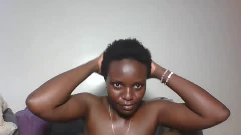 Snapshot of cutey_lunar chatting on 10/12/25, 07:46 cutey_lunar online show from 10/12/25, 07:46