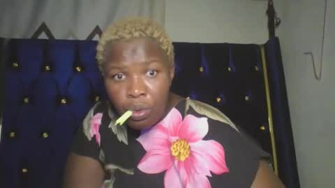cutey_mellanin online show from 09/28/25, 03:28