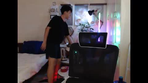 Neil Taylor online show from 12/02/25, 01:17