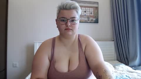 Sophie  Lilith online show from 10/29/25, 09:22