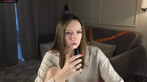 Snapshot of cutie_naughty_girl chatting on 11/03/25, 08:15 Kate online show from 11/03/25, 08:15