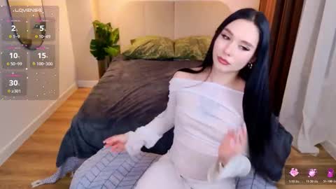 Monica online show from 02/17/26, 09:43