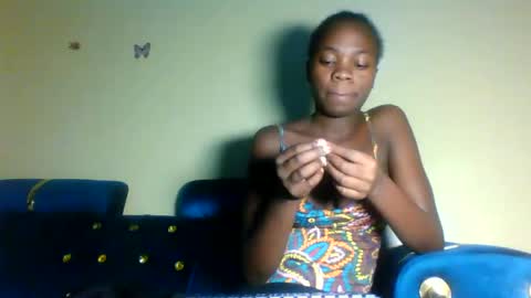 Snapshot of cutie_plush chatting on 05/04/26, 08:27 cutieplush online show from 05/04/26, 08:27