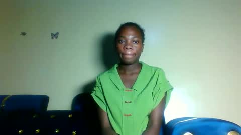 Snapshot of cutie_plush chatting on 05/07/26, 06:13 cutieplush online show from 05/07/26, 06:13