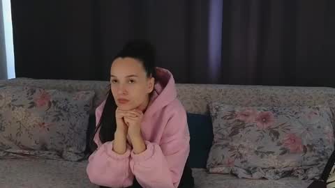 Trisha  online show from 04/15/26, 07:37