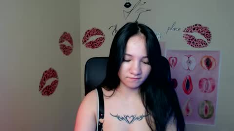 Emma online show from 04/29/26, 06:28