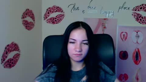 Emma online show from 05/13/26, 06:11