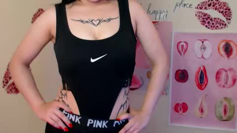 Snapshot of cutielady_ chatting on 06/02/26, 12:18 Emma online show from 06/02/26, 12:18