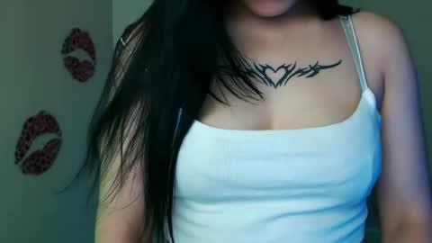 Snapshot of cutielady_ chatting on 07/01/26, 06:15 Emma online show from 07/01/26, 06:15