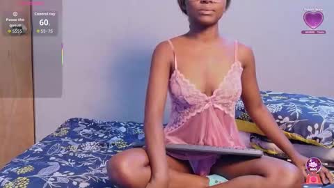 Kiara  online show from 02/02/26, 07:45