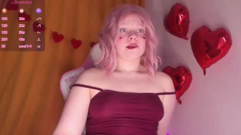 Snapshot of cutiesue chatting on 02/17/26, 01:35 CutieSue online show from 02/17/26, 01:35