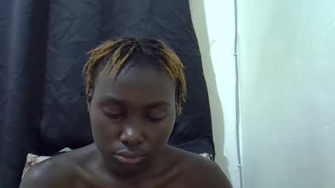 Snapshot of cuttey_slim22 chatting on 04/04/26, 12:46 cuttey_slim22 online show from 04/04/26, 12:46