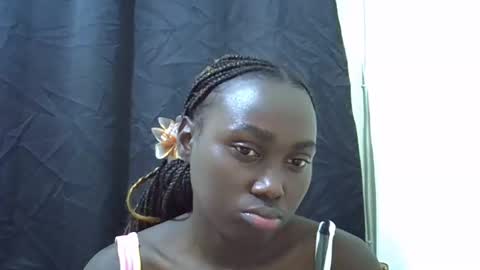 Snapshot of cuttey_slim22 chatting on 05/17/26, 04:14 cuttey_slim22 online show from 05/17/26, 04:14