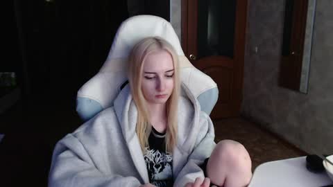 Cutti Crystal online show from 04/09/26, 07:52