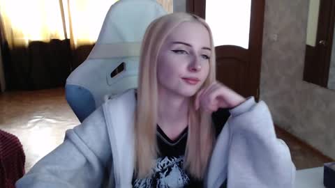 Cutti Crystal online show from 04/10/26, 09:25