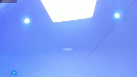 Laura online show from 03/25/26, 11:05