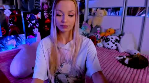 Snapshot of cuttie_ponyy chatting on 01/07/25, 09:35 Nora online show from 01/07/25, 09:35