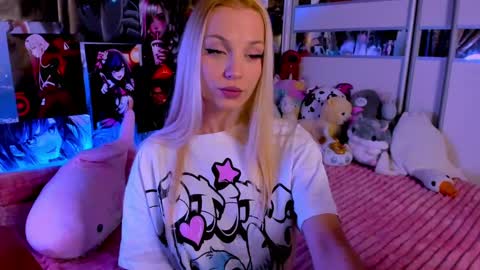 Snapshot of cuttie_ponyy chatting on 02/03/25, 09:29 Nora online show from 02/03/25, 09:29