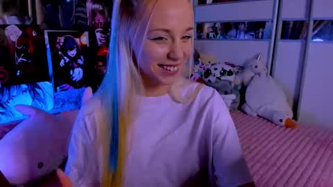 Nora online show from 03/03/26, 09:21