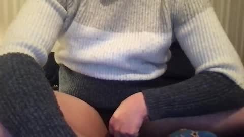 Snapshot of cuttop2373844 chatting on 02/27/25, 07:37 cuttop2373844 online show from 02/27/25, 07:37