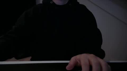 Snapshot of cuttop2373844 chatting on 11/27/25, 08:55 cuttop2373844 online show from 11/27/25, 08:55