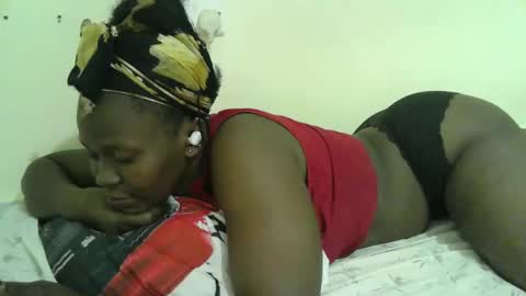 Snapshot of cuty_cindy chatting on 11/03/25, 05:25 Cuty online show from 11/03/25, 05:25