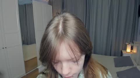 Snapshot of cuty_petite chatting on 02/23/26, 05:16 Anne online show from 02/23/26, 05:16