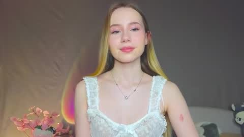 Snapshot of cuute_angell chatting on 12/16/24, 04:49 Virginia See you on Sunday online show from 12/16/24, 04:49