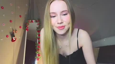 Snapshot of cuute_angell chatting on 12/23/24, 04:50 Virginia See you on Sunday online show from 12/23/24, 04:50
