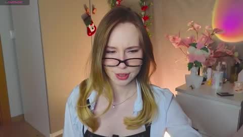 Snapshot of cuute_angell chatting on 01/23/25, 08:02 Virginia See you on Sunday online show from 01/23/25, 08:02
