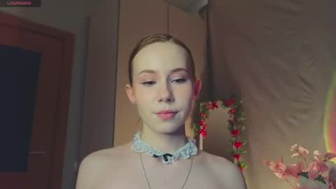 Snapshot of cuute_angell chatting on 01/24/25, 08:00 Virginia See you on Sunday online show from 01/24/25, 08:00